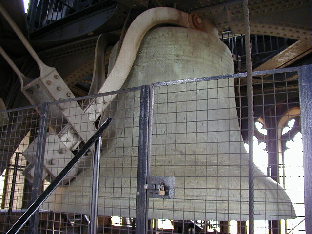 Big Ben, the bell inside Elizabeth Tower