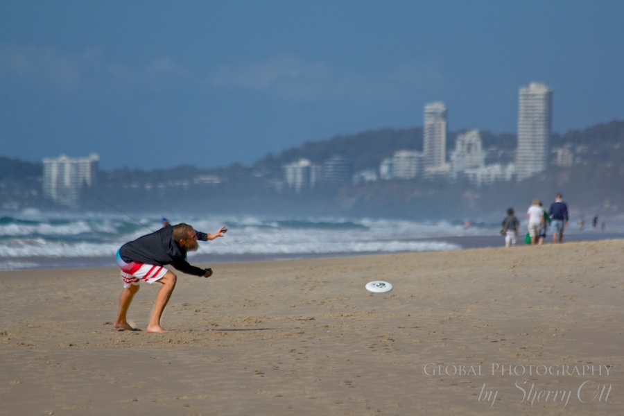 beach frisbee australia