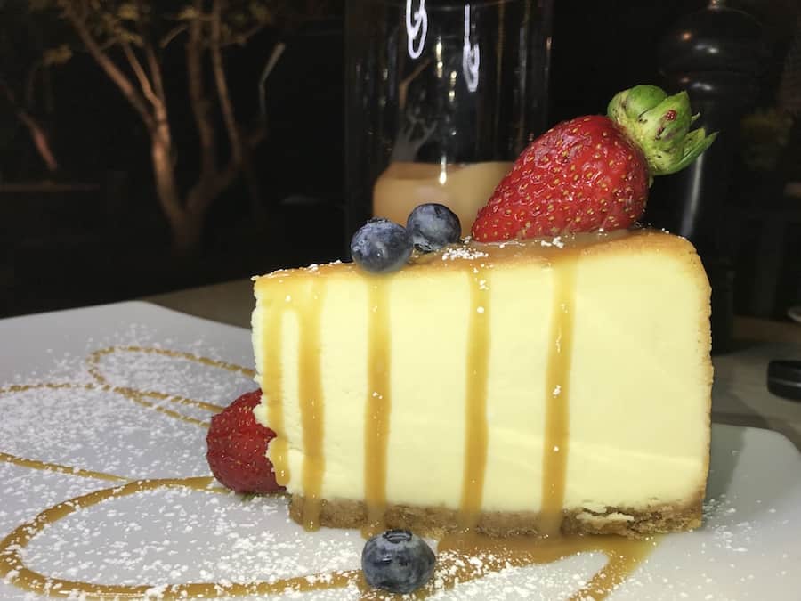 Cheesecake at Pomelo's - Scottsdale restaurants