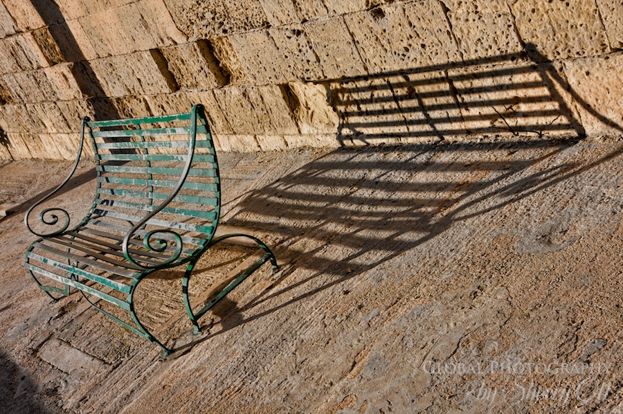 bench shadow