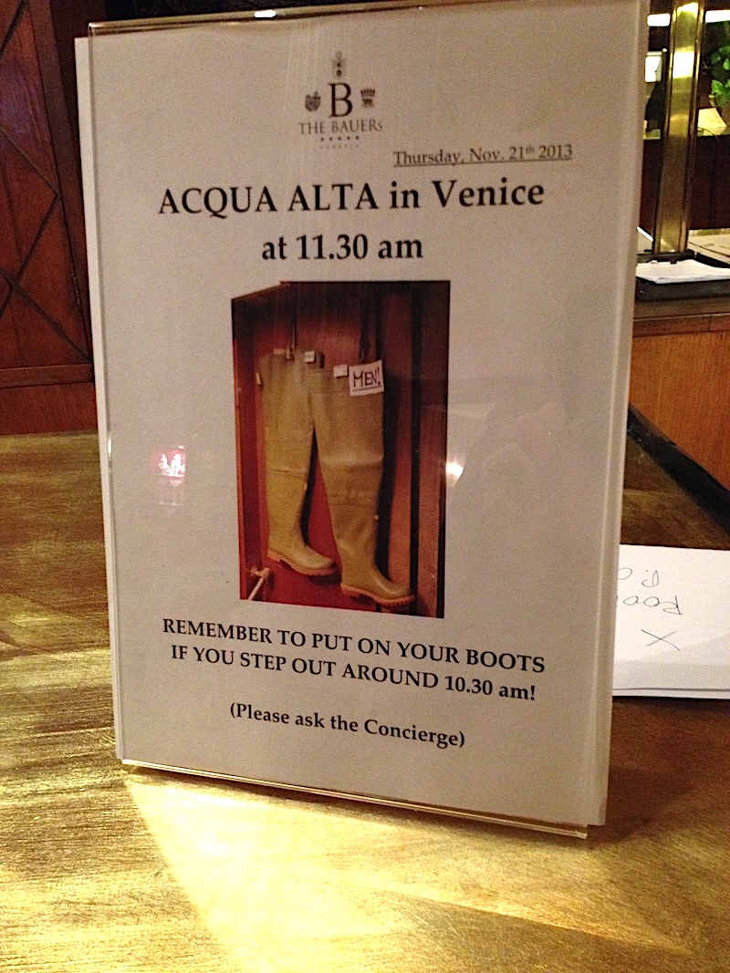 Flood warning posted by hotel concierge - Venice Tourism