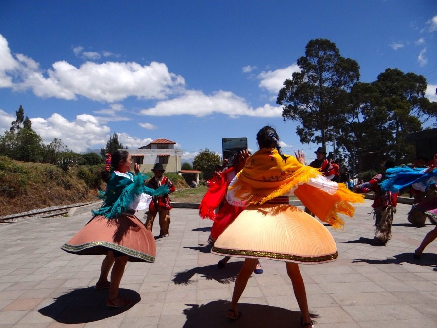 indigenous dances in Ecuador