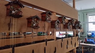 black forest cuckoo clocks manufacturing