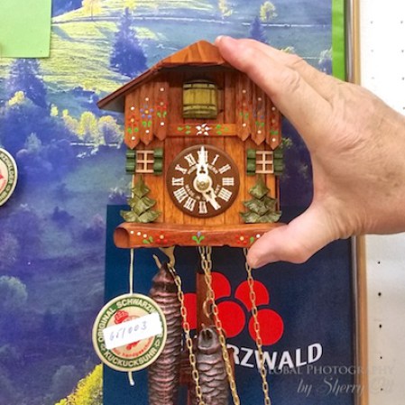 smallest cuckoo clock in the world