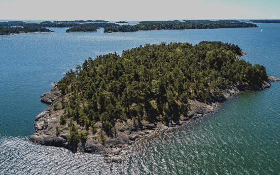SuperShe Island Finland