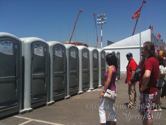 portable toilets Spain